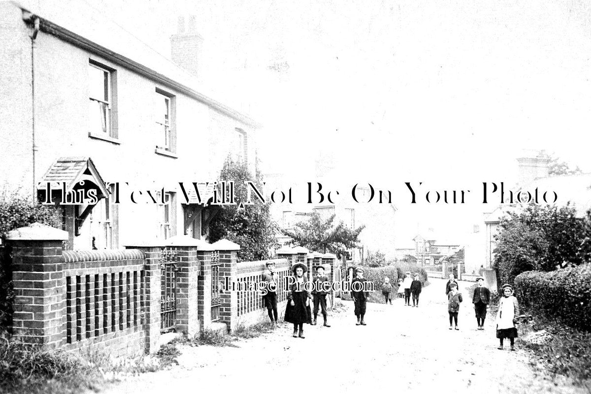 HF 1198 - Wick Road, Wigginton, Tring, Hertfordshire c1910