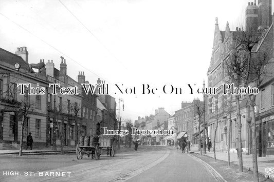 HF 1443 - High Street, Barnet, Hertfordshire c1917