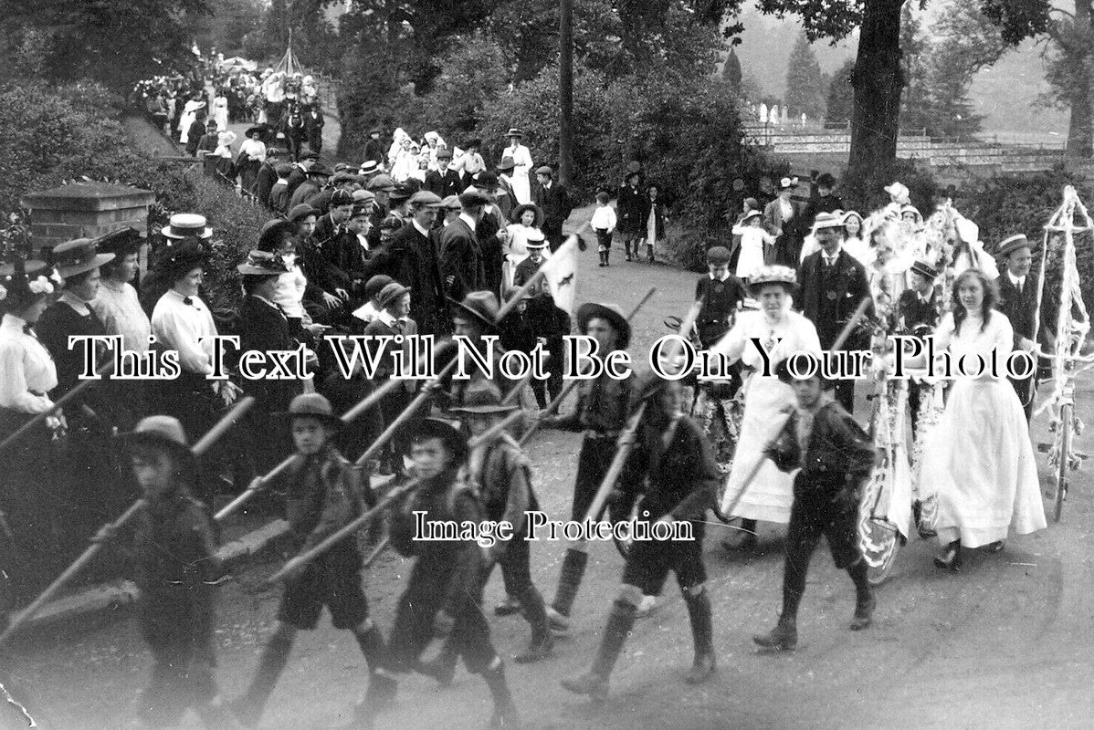 HF 1539 - Procession At Radlett, Hertfordshire c1910