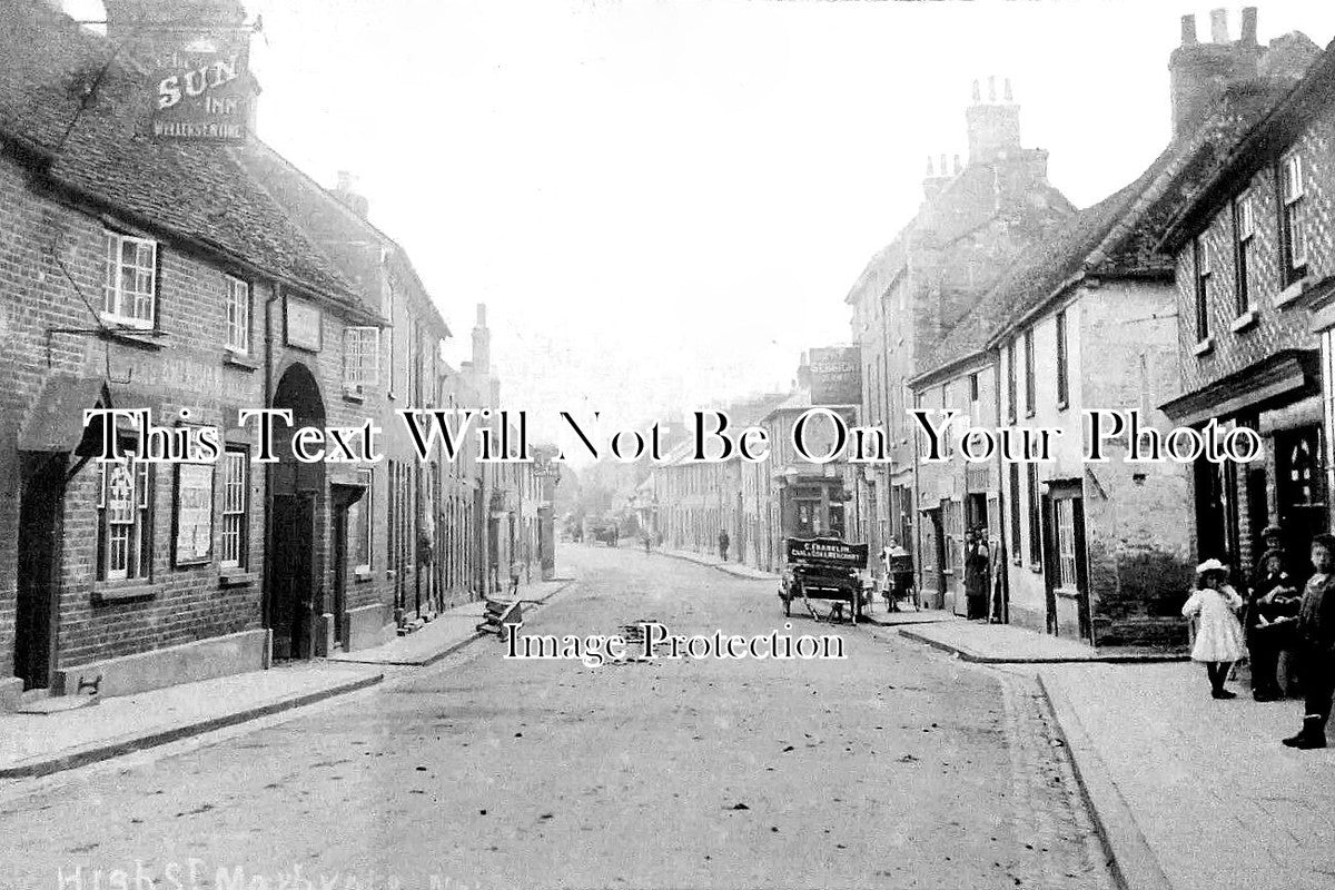 HF 1543 The Sun Inn, High Street, Markyate, Hertfordshire JB Archive