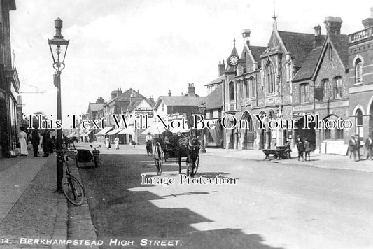 HF 1593 - Berkhampstead High Street, Hertfordshire c1915