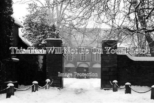 HF 1678 - Snow Scene, Brand Street, Hitchin, Hertfordshire