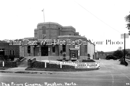 HF 1700 - The Priory Cinema, Royston, Hertfordshire