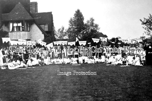 HF 1721 - International Day At The Cloisters, Letchworth, Hertfordshire c1924