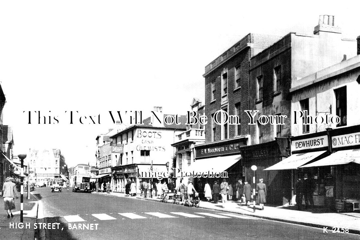 HF 1753 - High Street, Barnet, Hertfordshire c1961