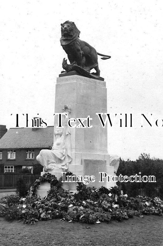 HF 1795 - Rickmansworth War Memorial, Hertfordshire