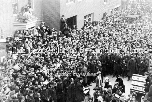 HF 1863 - Hitchin Election Results Announcement, Hertfordshire 1911