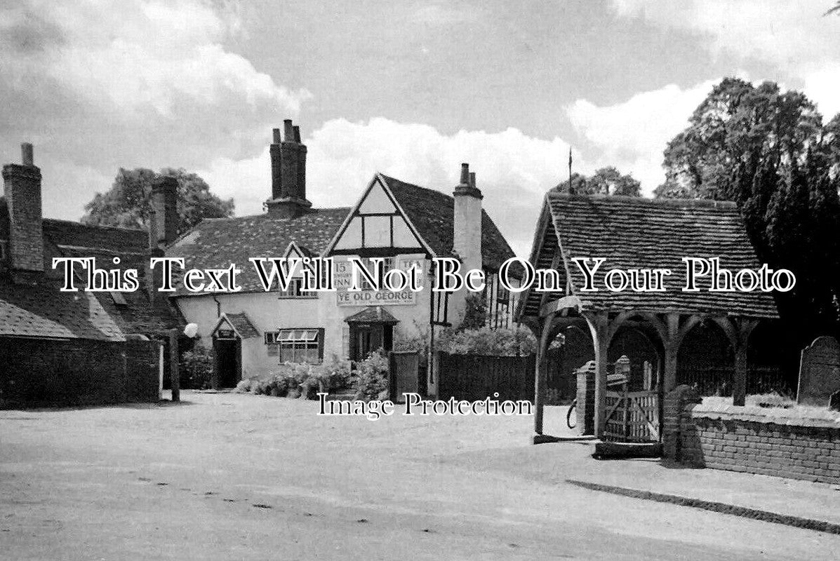 HF 2047 - The Old George Pub, Ickleford, Hertfordshire c1930