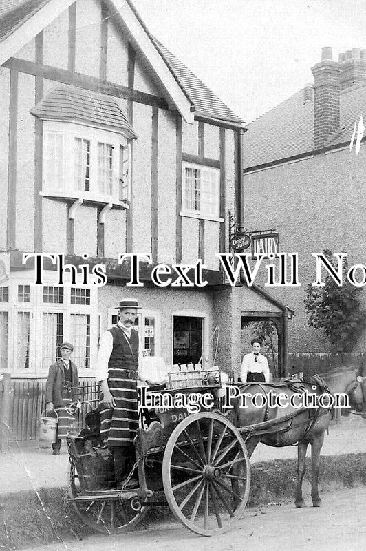 HF 2106 - Oxhey Farm Dairy Cart, Hertfordshire c1909