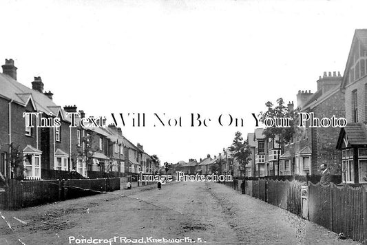 HF 2172 - Pondcroft Road, Knebworth, Hertfordshire c1913