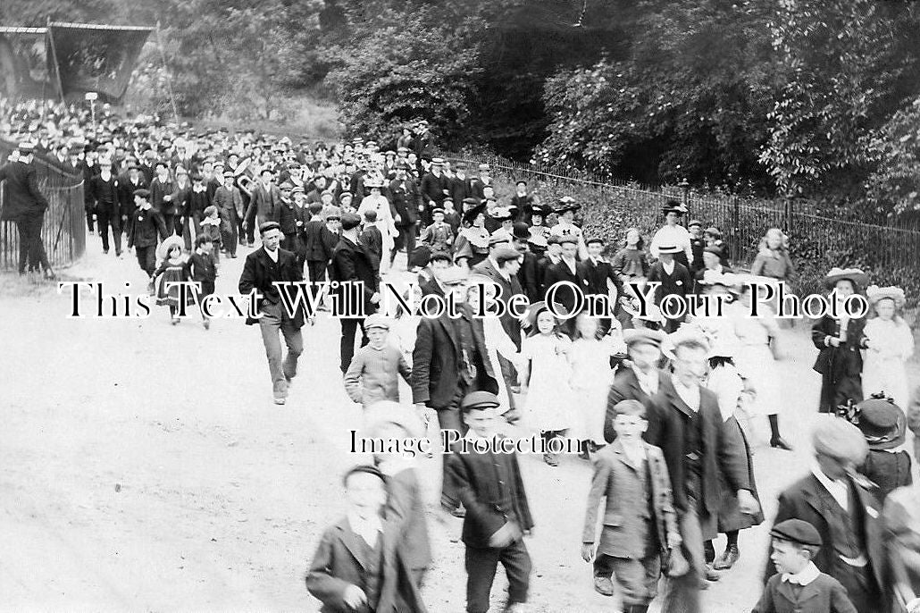 HF 228 - Rickmansworth Parade, Hertfordshire c1907