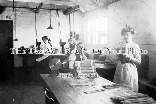 HF 2292 - Inside Spirella Factory, Letchworth, Hertfordshire