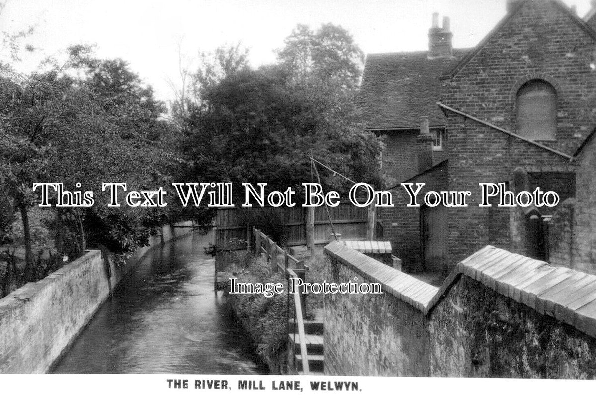 HF 2373 - The River, Mill Lane, Welwyn, Hertfordshire