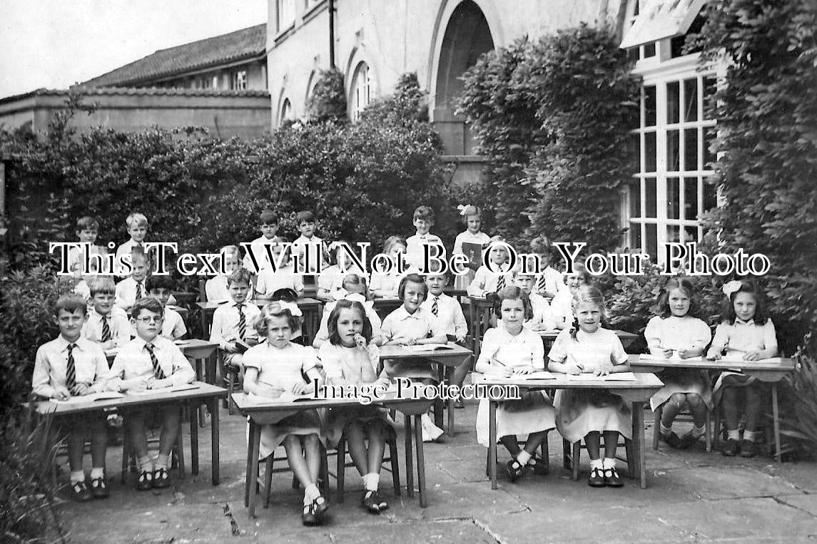 HF 2451 - Letchworth School Children, Hertfordshire