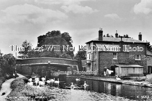 HF 2501 - Albion Bridge, Apsley, Hertfordshire