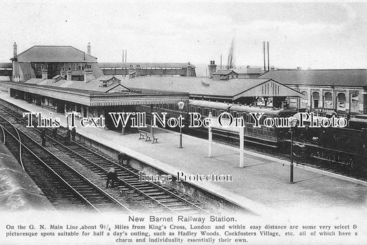 HF 328 - New Barnet Railway Station, Hertfordshire