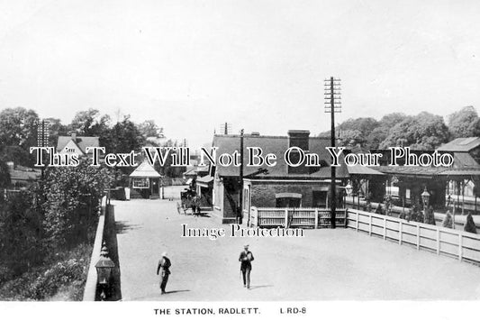 HF 353 - Radlett Railway Station, Hertfordshire