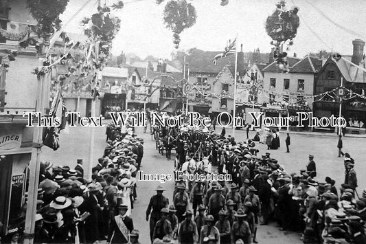HF 386 - Coronation Procession, Hitchin, Hertfordshire 1911