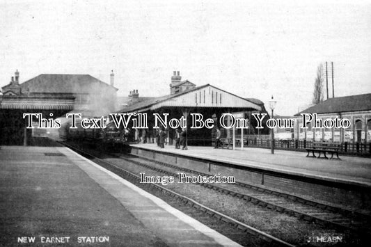 HF 496 - New Barnet Railway Station, Hertfordshire