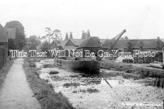 HF 511 - Canal At Bishops Stortford, Hertfordshire c1915