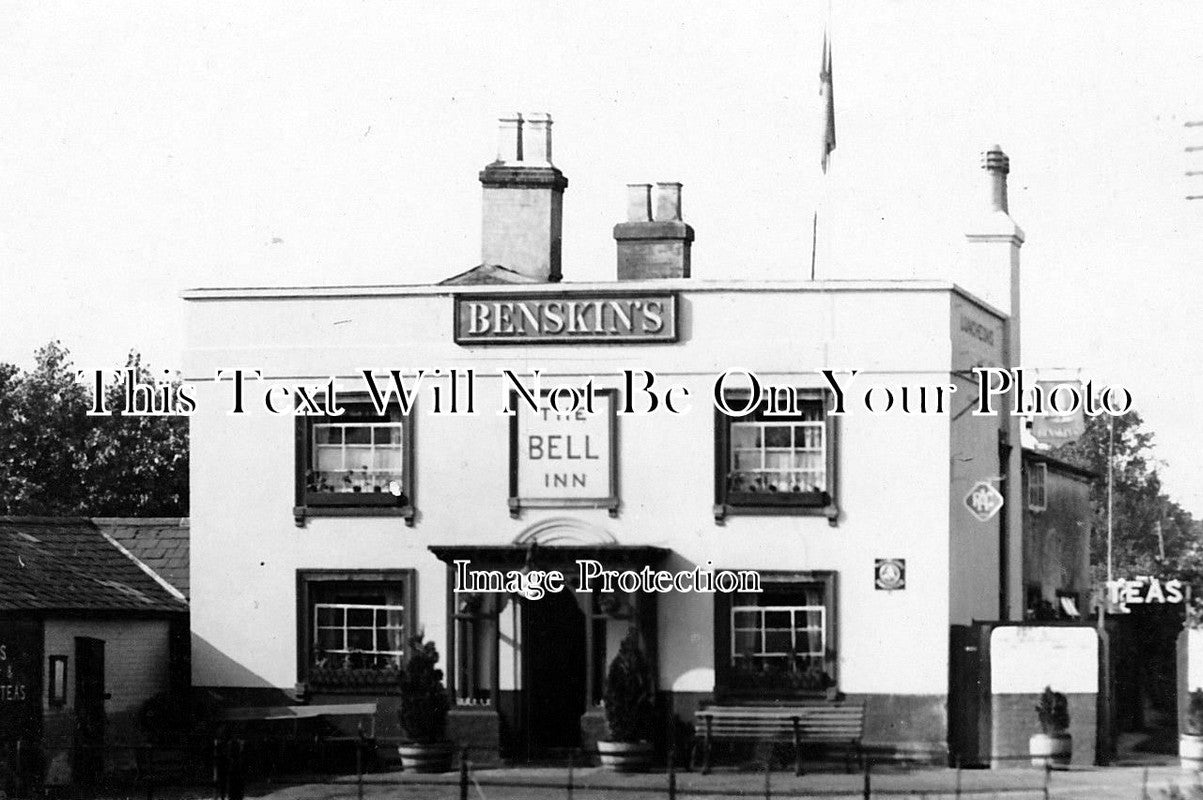 HF 573 - The Bell Inn, Pitstone, Hertfordshire c1920