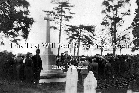 HF 641 - Codicote  War Memorial Service, Hertfordshire