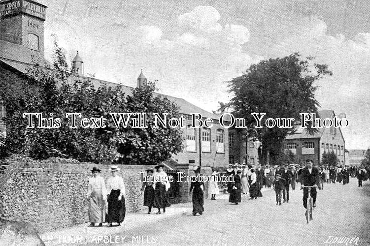 HF 69 - Dinner Hour, Aspley Mills, Hemel Hempstead, Hertfordshire c1905