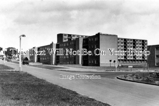 HF 750 - Development Corporation Flats, Stony Hall, Stevenage, Hertfordshire