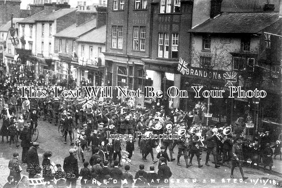 HF 769 - The End of World War 1 Parade, Berkhamsted, Hertfordshire