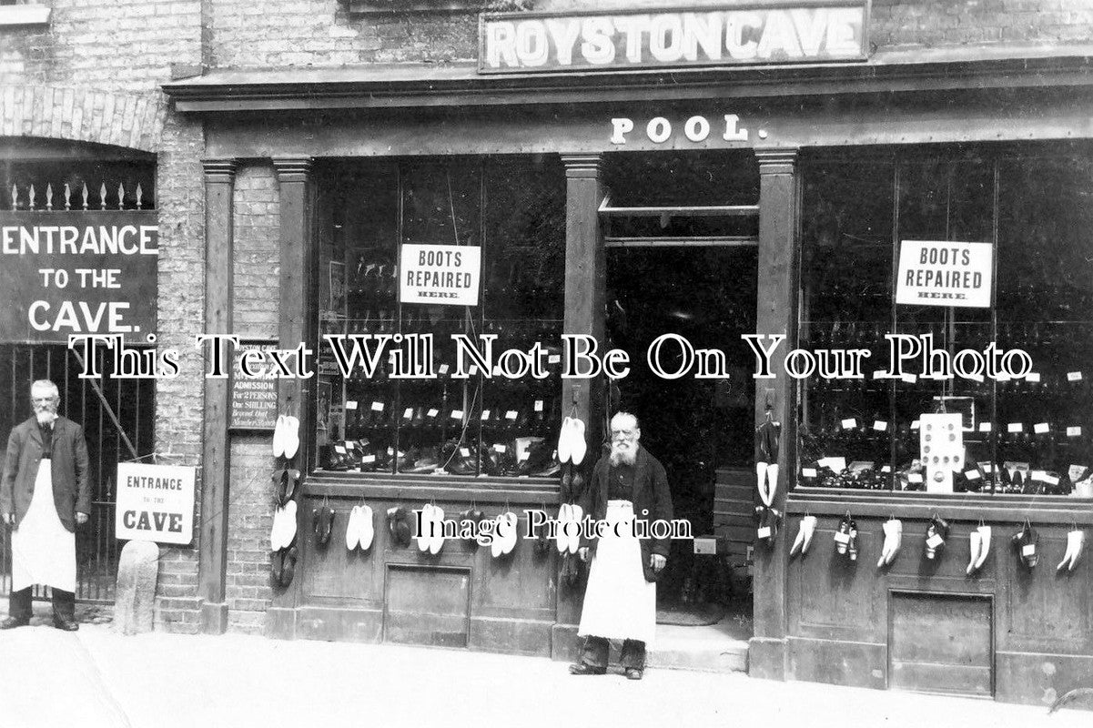 HF 780 - Royston Cave & Shoe Shopfront, Royston, Hertfordshire c1906