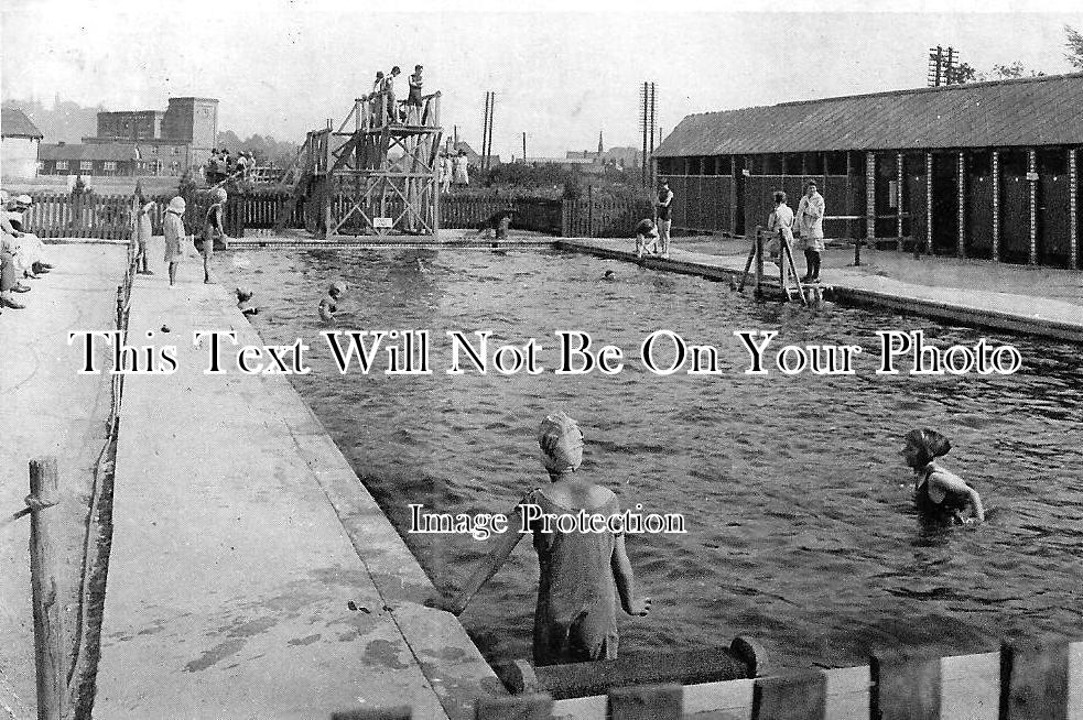 HF 8 - Berkhamsted Swimming Baths, Hertfordshire c1925