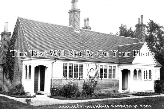 HF 813 - Jubilee Cottage Homes, Hoddesdon, Hertfordshire