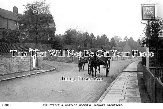 HF 827 - RYe Street & Cottage Hospital, Bishops Stortford, Hertfordshire