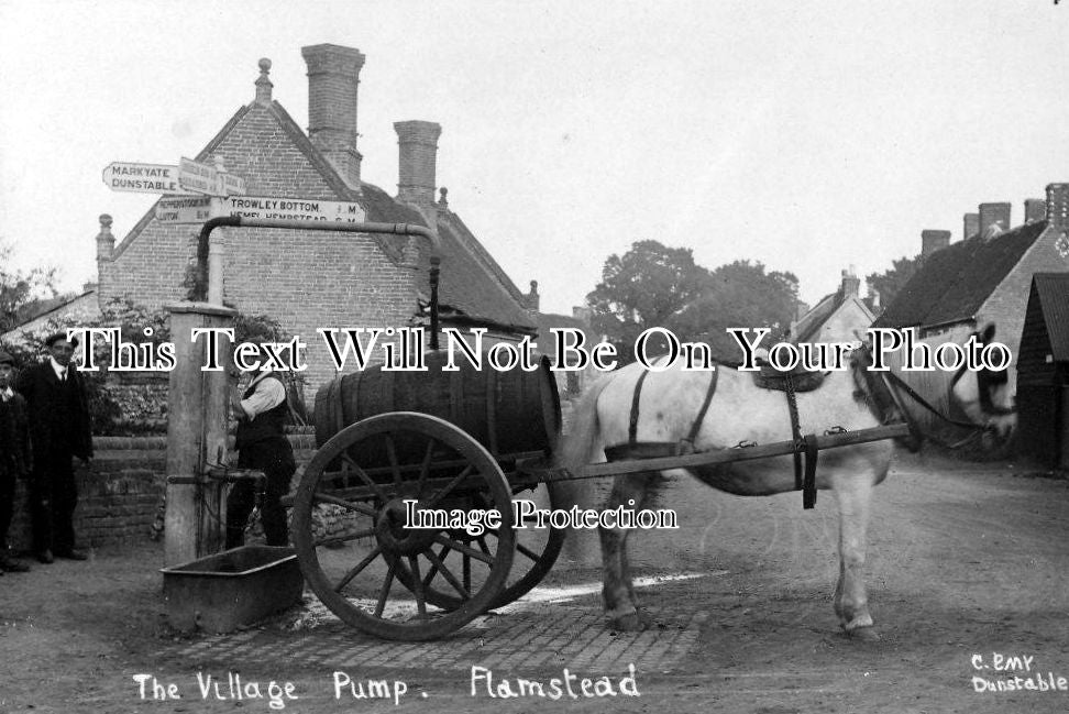 HF 85 - The Village Pump, Flamstead, Hertfordshire