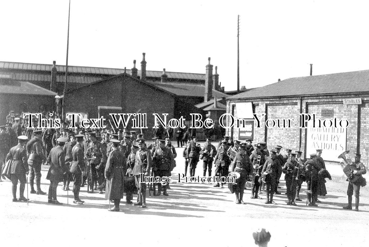 HF 905 - 63rd London Regiment Arriving In Hatfield, Hertfordshire