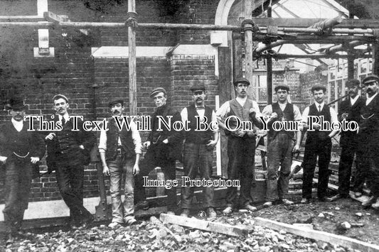 HF 909 - A Group Of Builders, Bishops Stortford, Hertfordshire c1908
