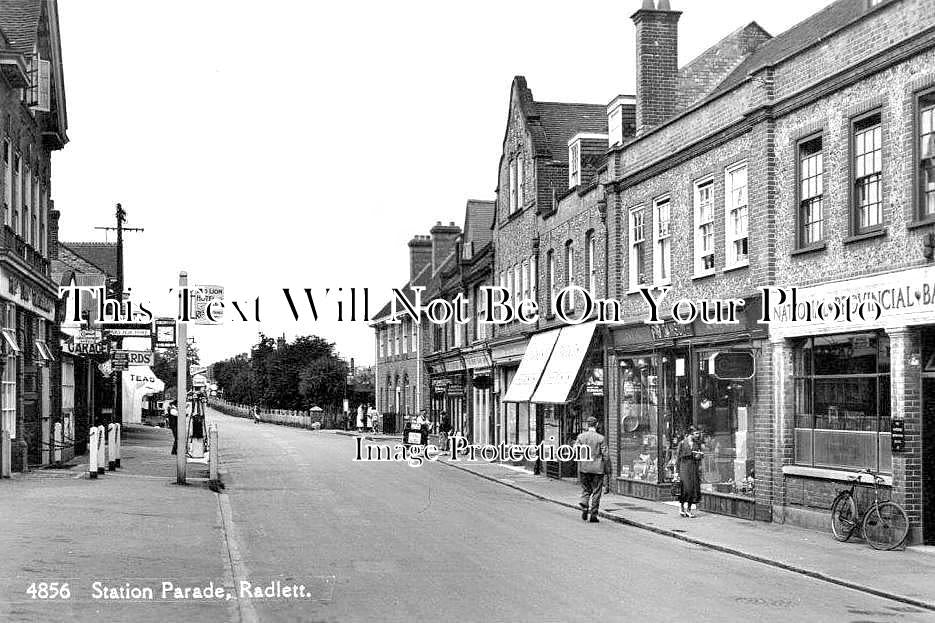 HF 925 - Station Parade, Radlett, Hertfordshire