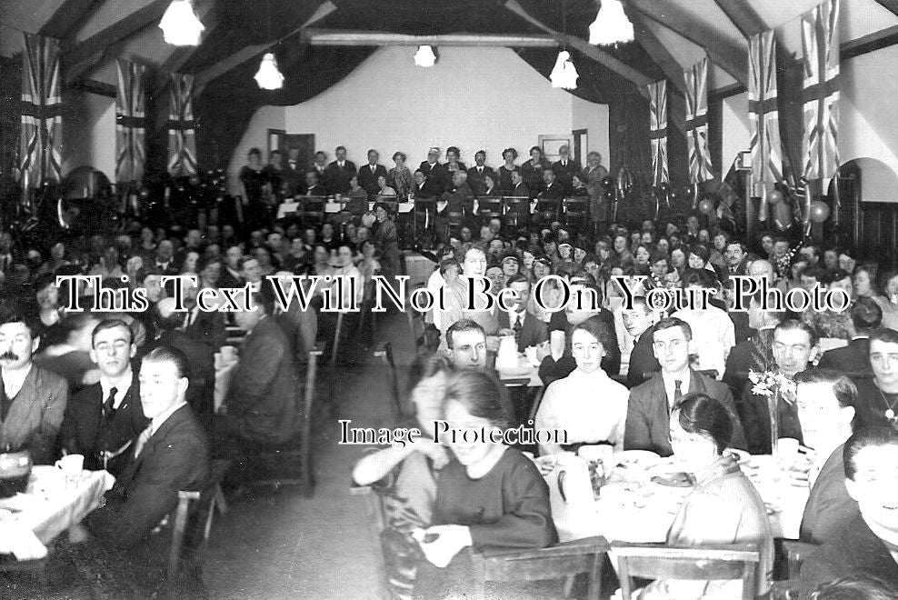 HF 970 - New Years Party, Letchworth, Hertfordshire c1923