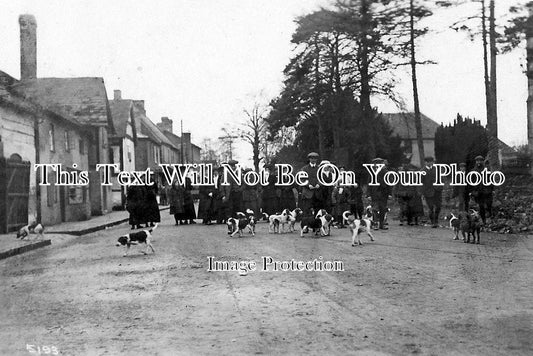 HR 160 - A Meet Of The Harriers In Bosbury, Herefordshire c1910