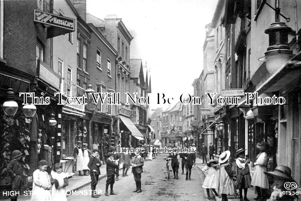 HR 481 - High Street, Leominster, Herefordshire c1915