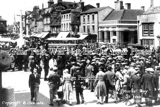 HU 144 - Market Day, St Ives, Cambridgeshire