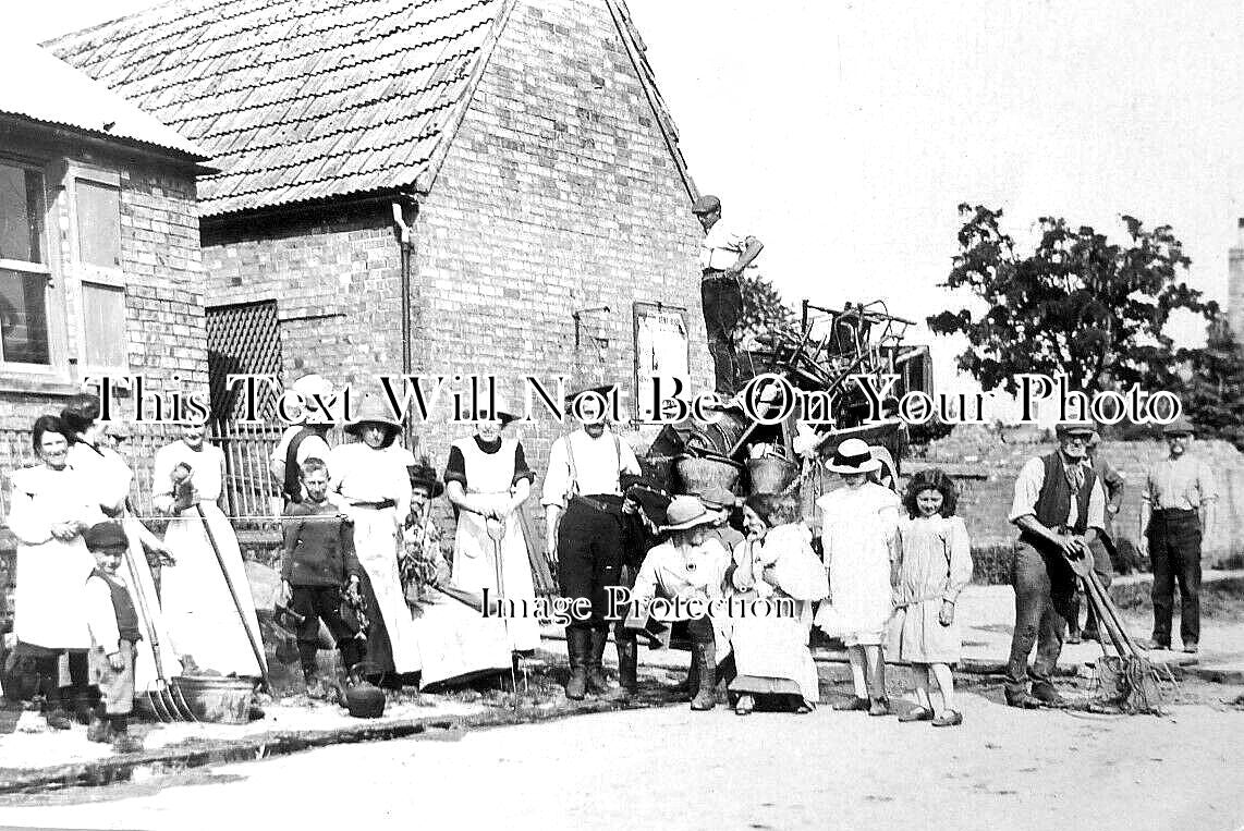 HU 239 - Leighton Bromswold Farm Fire, Cambridgeshire 1910