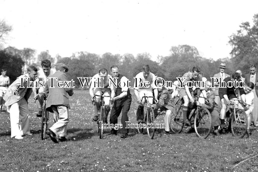 HU 240 - St Neots Bicycle Race, Cambridgeshire