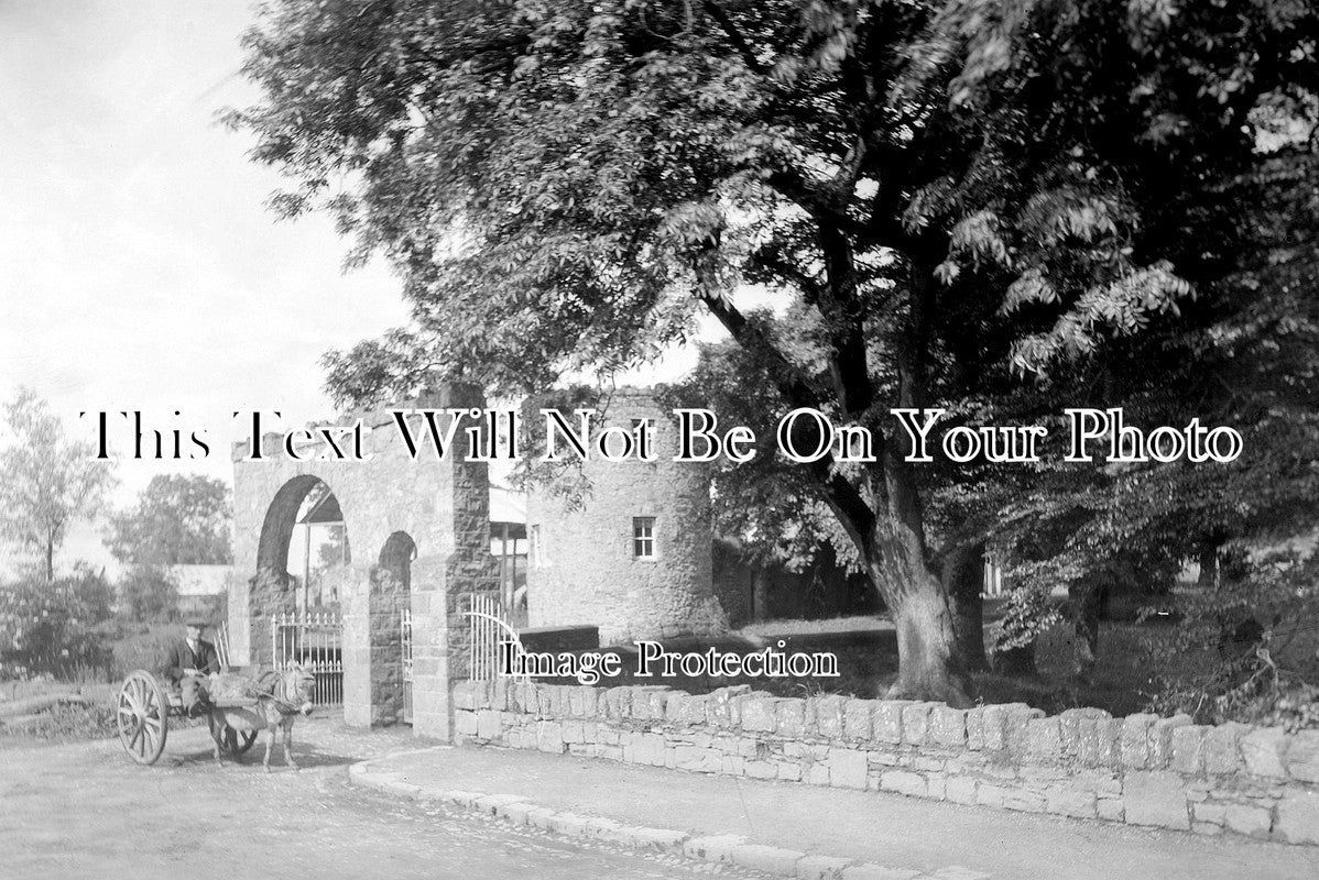 IE 16 - Castle Gate, Mohill, County Leitrim, Ireland c1910