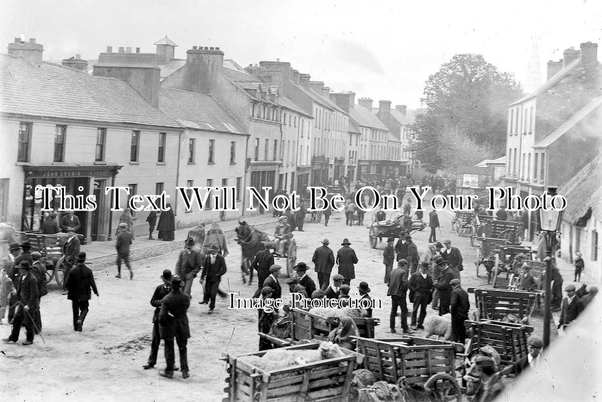 IE 25 - College Street, Killarney, Ireland c1910