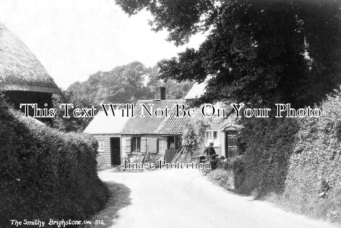 IO 1085 - The Smithy, Brightstone Blacksmith, Isle Of Wight c1930