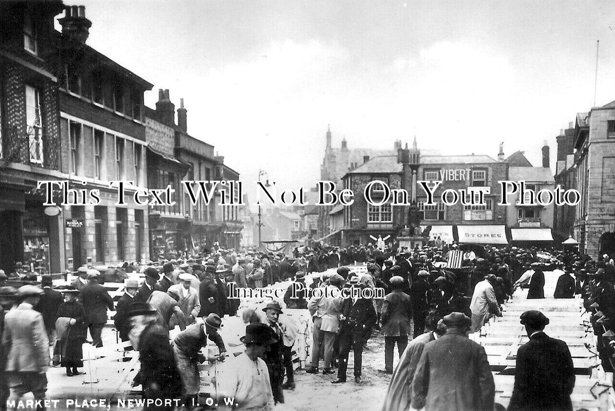 IO 1147 - Market Place, Newport, Isle Of Wight c1933