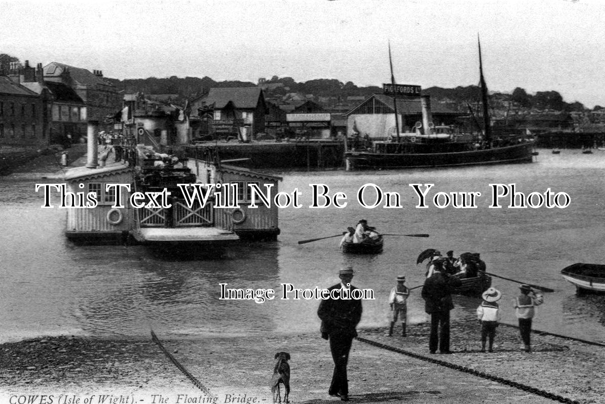 IO 157 - Floating Bridge, Cowes, Isle Of Wight c1908