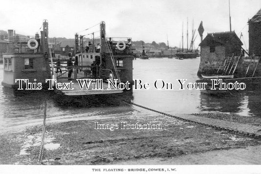 IO 191 - The Floating Bridge, Cowes, Isle Of Wight