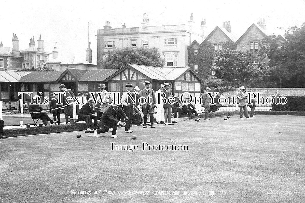 IO 460 - Bowls At The Esplanade Gardens, Ryde, Isle Of Wight